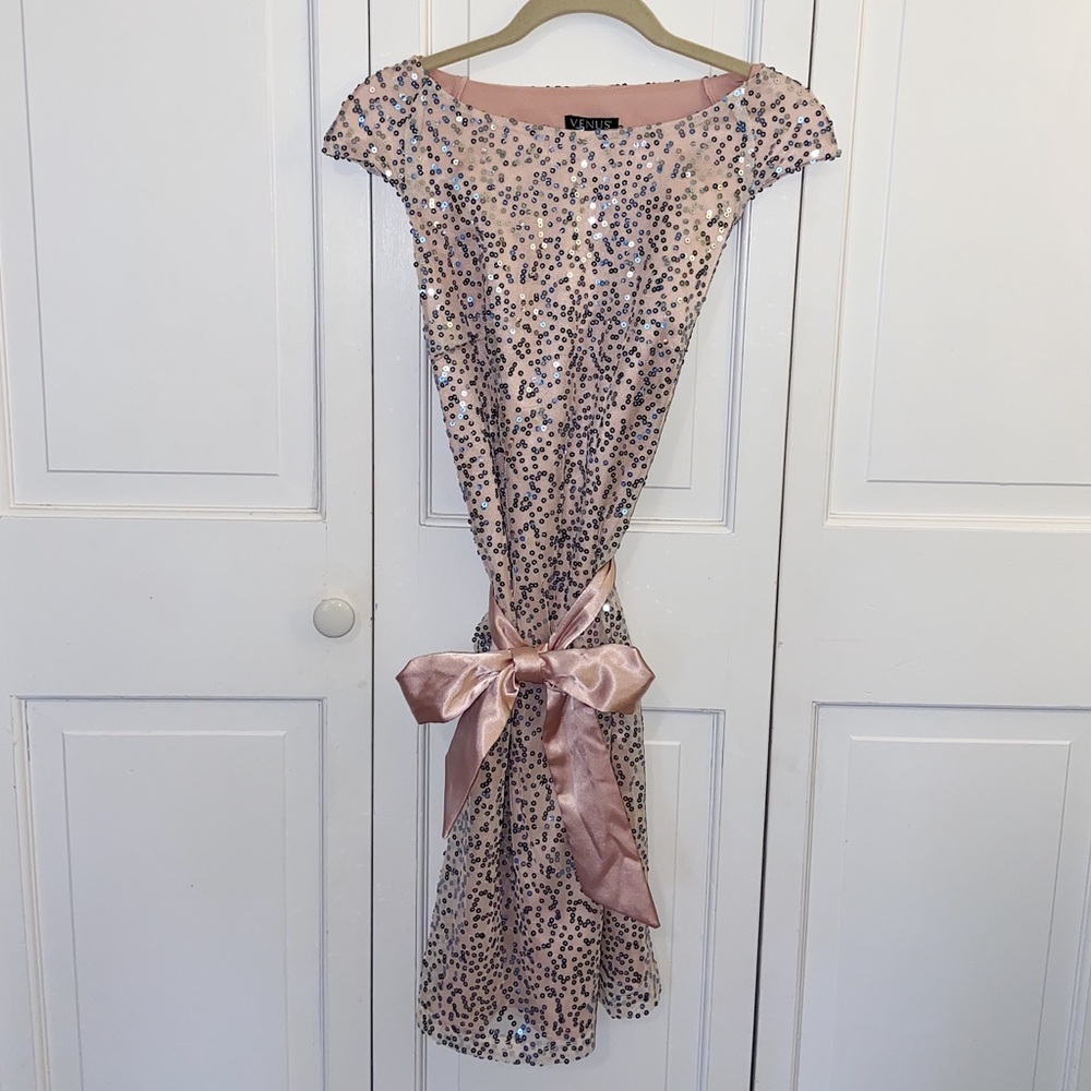 Venus Sequin Shift Dress With Adjustable Tie